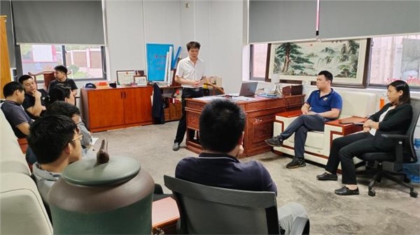 【科瑪森公司】舉辦安全生產(chǎn)會(huì)議，強(qiáng)調(diào)安全意識(shí)和措施的重要性